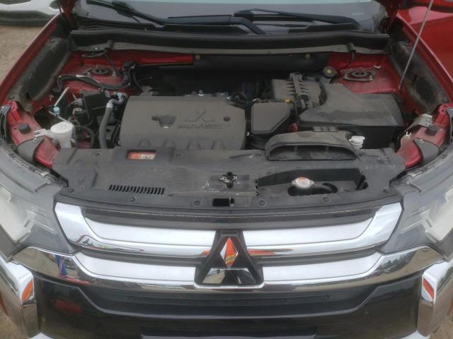 JA4AZ3A3XHZ050474 Mitsubishi Outlander Se