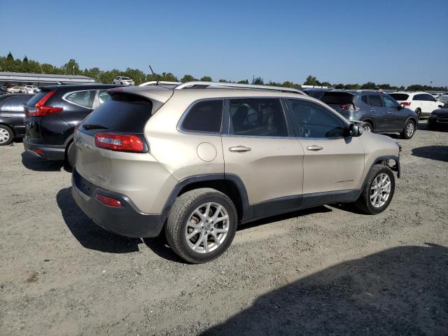 1C4PJLCB4FW655570 Jeep Cherokee Latitude