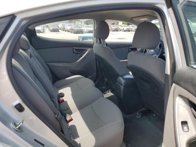 5NPDH4AE9GH717473 Hyundai ELANTRA SE