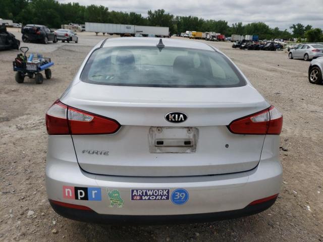 KNAFK4A69E5162778 KIA FORTE LX