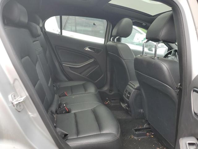 WDCTG4GB0HJ280865 Mercedes-Benz Gla 250 4matic