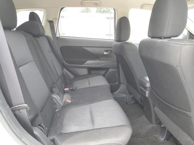 JA4AZ3A31GZ038258 Mitsubishi Outlander Se