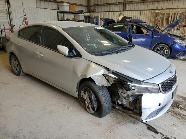 3KPFK4A70JE174764 KIA FORTE LX