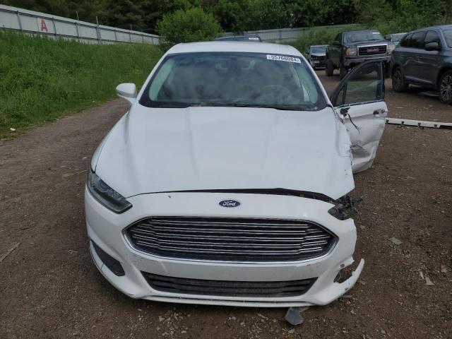 3FA6P0HD5GR379283 Ford FUSION SE