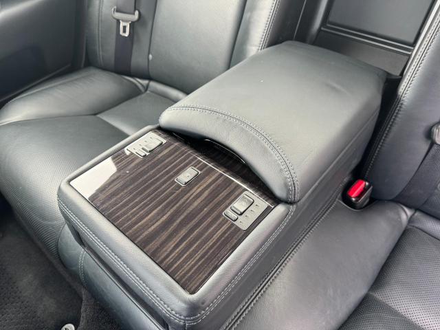 JTHCL5EF5F5025405 Lexus LS 460