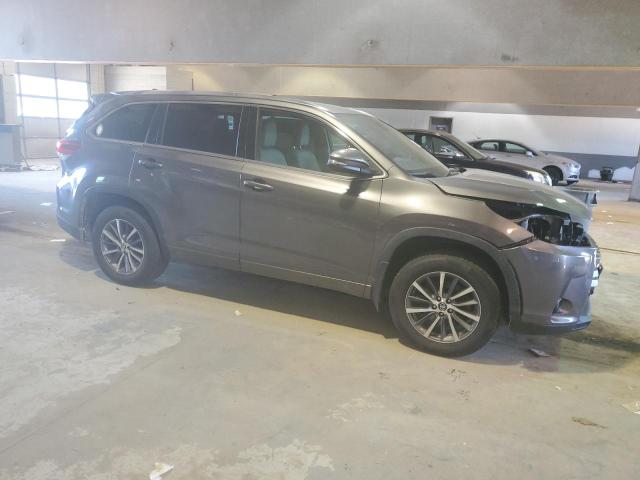 5TDJZRFH0JS855484 Toyota Highlander Se