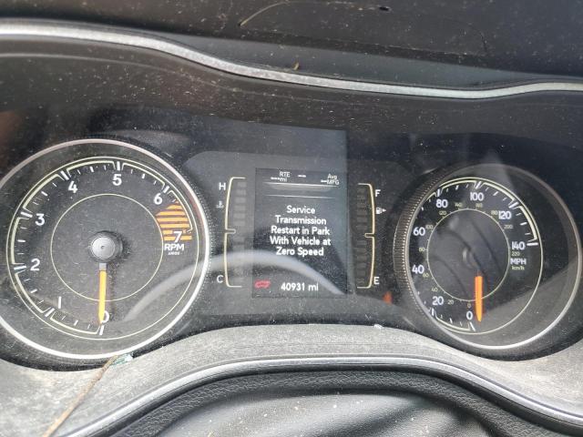 1C4PJLCB4KD366551 Jeep Cherokee Latitude