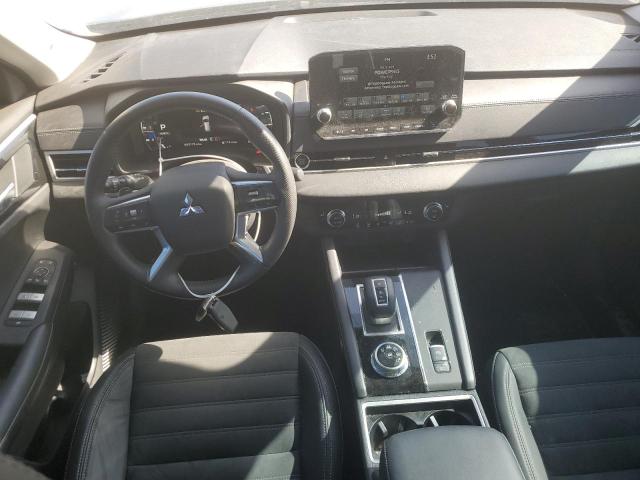 JA4J3UA84PZ013096 Mitsubishi Outlander Se
