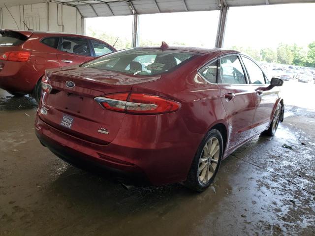 3FA6P0HD4KR159660 Ford FUSION SE