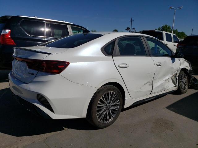 3KPF54AD1NE496560 KIA Forte Gt Line