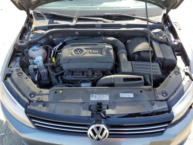 3VWD17AJ7EM421570 Volkswagen JETTA SE