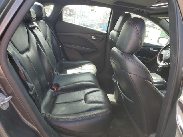 1C3CDFEB8ED732668 Dodge DART GT