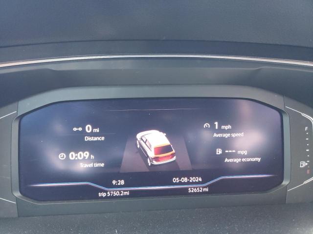 3VV2B7AX1KM130233 Volkswagen TIGUAN SE