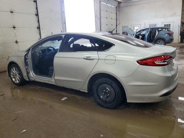 3FA6P0H70HR394611 Ford FUSION SE