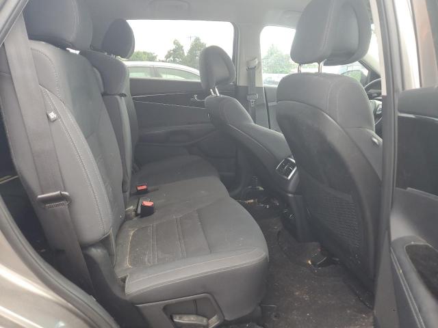 5XYPGDA58HG196741 KIA SORENTO LX