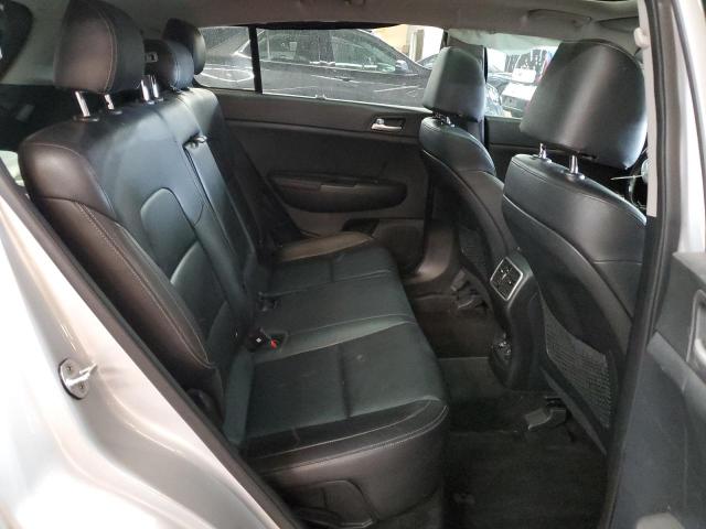 KNDPNCAC8H7052764 KIA Sportage Ex
