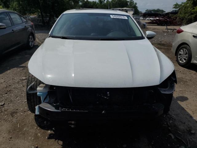 1VWBT7A34HC014900 Volkswagen PASSAT SE