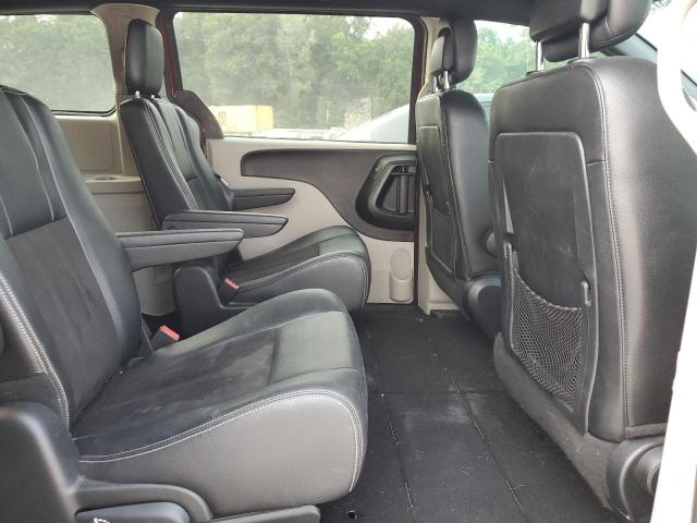 2C4RDGCG2KR797745 Dodge Grand Caravan Sxt
