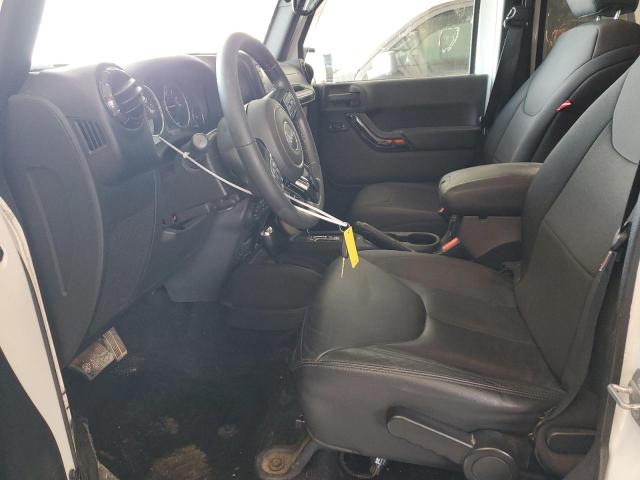 1C4BJWEG2FL695734 Jeep Wrangler Unlimited Sahara