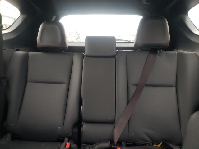 JTMJFREV8JD222209 Toyota RAV4 SE