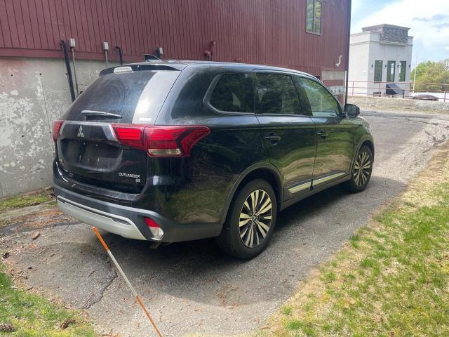 JA4AZ3A30KZ013246 Mitsubishi Outlander Se