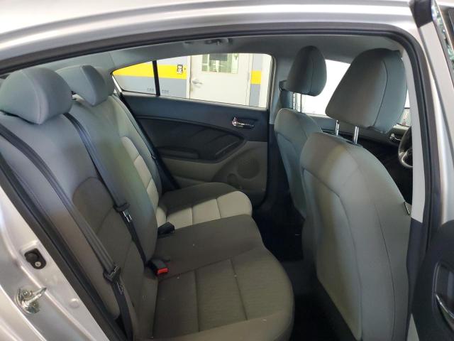 KNAFK4A63F5403316 KIA FORTE LX