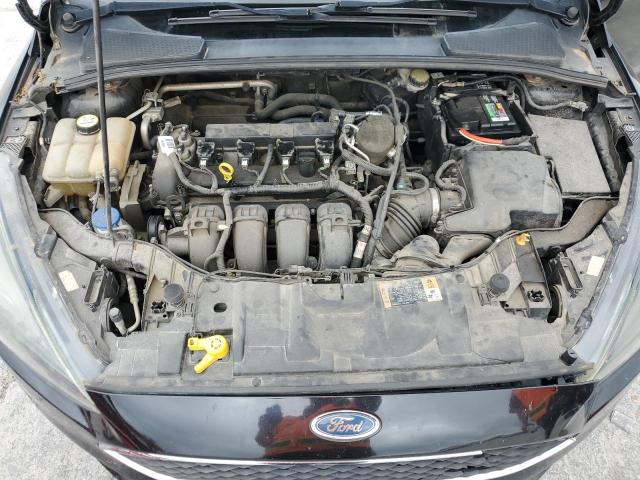 1FADP3F24FL235229 Ford FOCUS SE