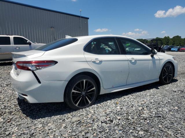 4T1B61HK8JU059998 Toyota CAMRY XSE