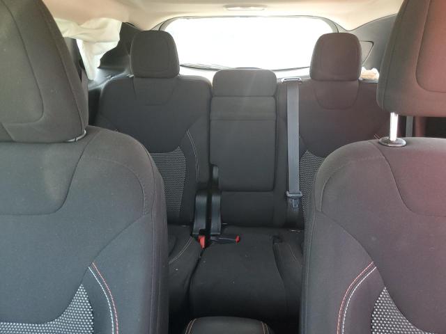 1C4PJMCS0GW371540 Jeep Cherokee Latitude