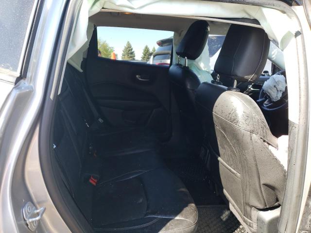 3C4NJDBB0JT399036 Jeep Compass Latitude