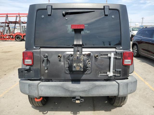 1C4HJWEG7JL921866 Jeep Wrangler Unlimited Sahara