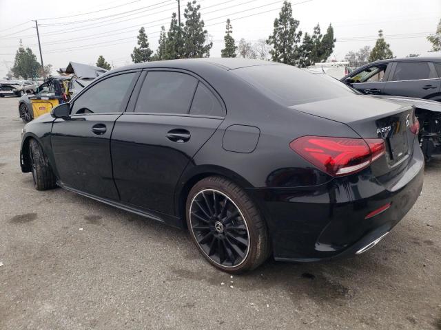 WDD3G4EB6KW025727 Mercedes-Benz A 220