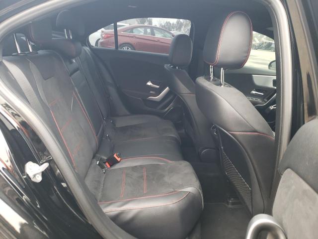 WDD3G4EB6KW025727 Mercedes-Benz A 220