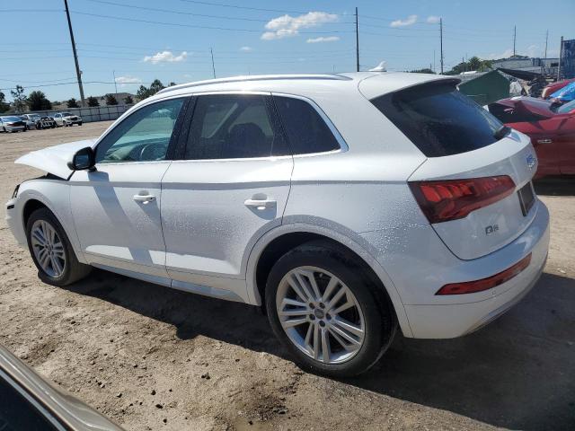 WA1BNAFY2L2020833 Audi Q5 Premium Plus