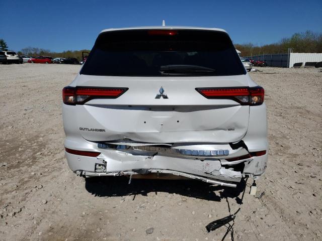 JA4J4UA88NZ049738 Mitsubishi Outlander Se