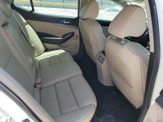 1N4AA6AP2JC363227 Nissan Maxima 3.5s