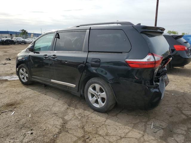 5TDKZ3DC5JS902677 Toyota SIENNA LE