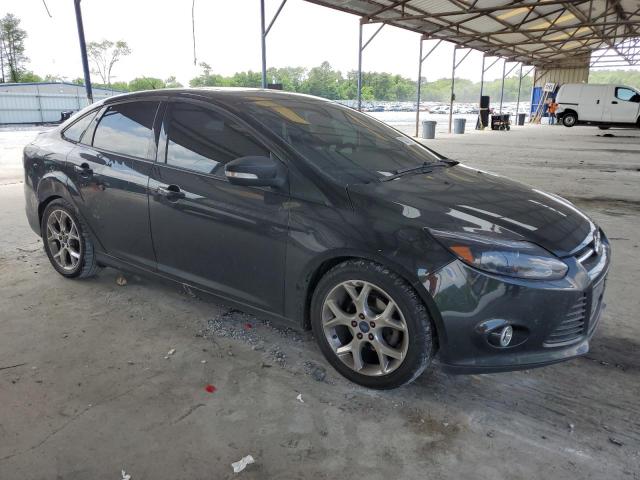 1FADP3J27EL386863 Ford Focus Titanium