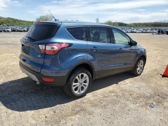 1FMCU9GD5JUB17528 Ford ESCAPE SE