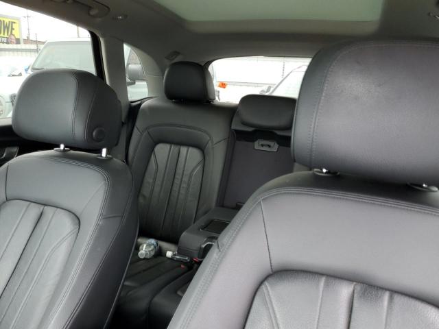 WA1BNAFY0J2017832 Audi Q5 Premium Plus