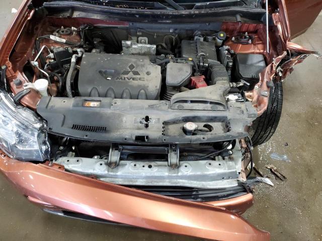 JA4AD3A33EZ020131 Mitsubishi Outlander Se