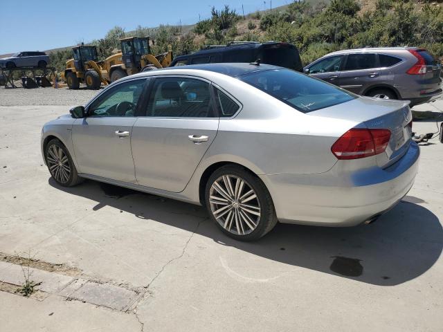1VWBT7A31EC098377 Volkswagen PASSAT SE