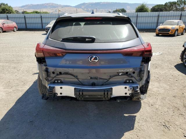 JTHX6JBH4P2135095 Lexus Ux 250h Base