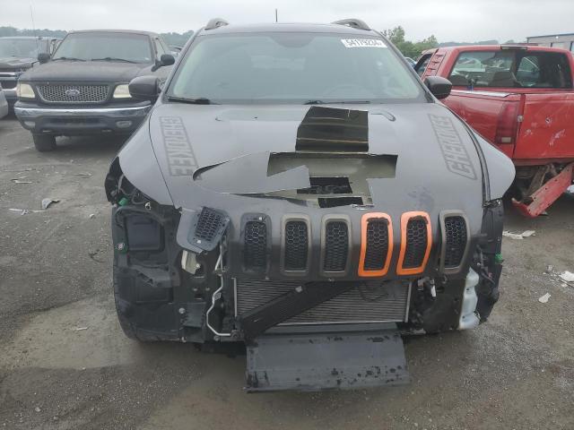 1C4PJMCB9HW512414 Jeep Cherokee Latitude