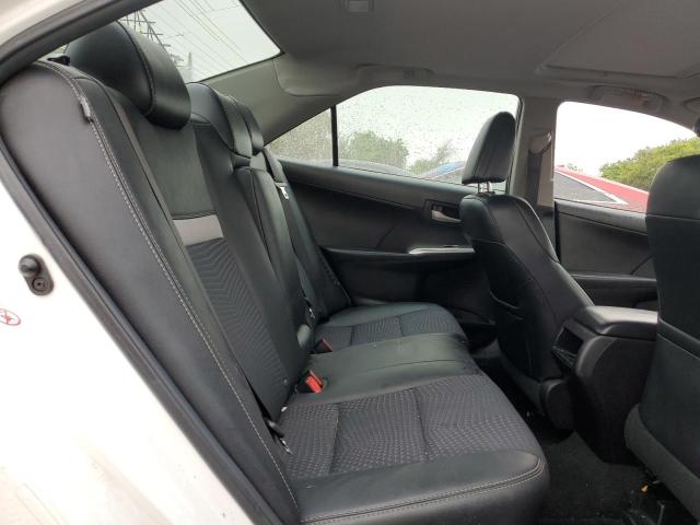 4T1BD1FK0EU123160 Toyota CAMRY HYBR