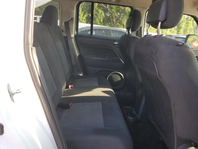 1C4NJPBA4GD814866 Jeep Patriot Sport