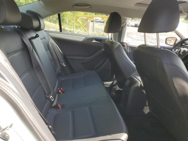 3VWDB7AJ2HM368665 Volkswagen JETTA SE