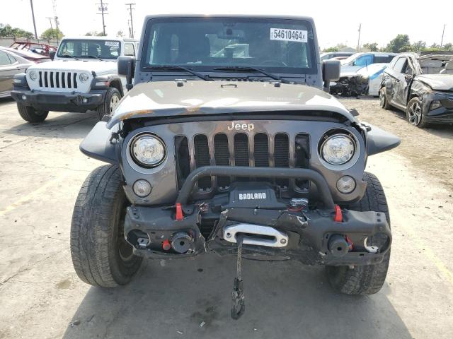 1C4HJWEG7JL921866 Jeep Wrangler Unlimited Sahara