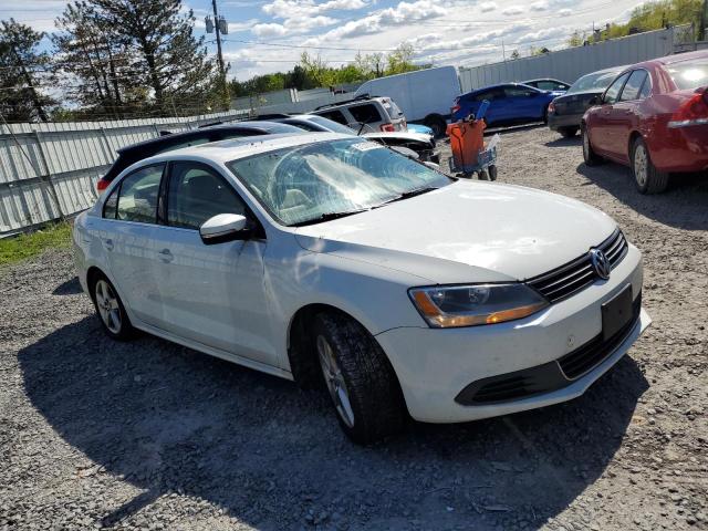 3VW3L7AJ9EM414450 Volkswagen JETTA TDI