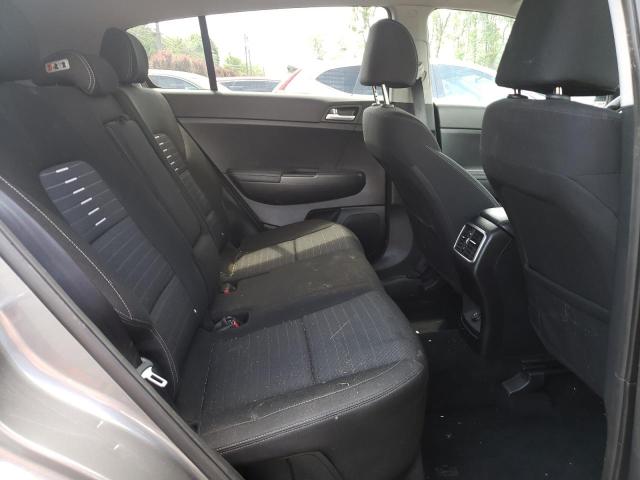 KNDPMCAC3J7382840 KIA Sportage Lx